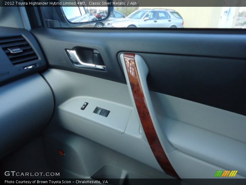 Classic Silver Metallic / Ash 2012 Toyota Highlander Hybrid Limited 4WD