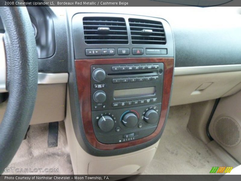 Bordeaux Red Metallic / Cashmere Beige 2008 Chevrolet Uplander LS