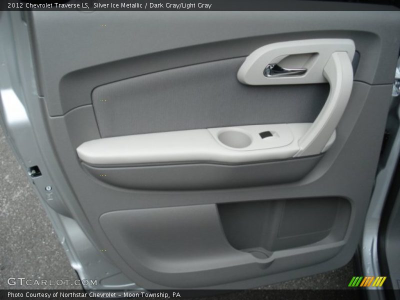 Silver Ice Metallic / Dark Gray/Light Gray 2012 Chevrolet Traverse LS