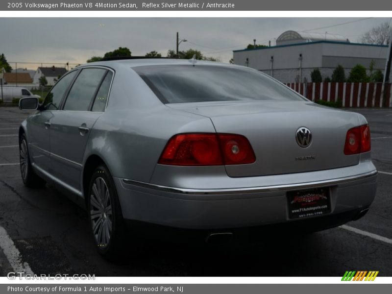 Reflex Silver Metallic / Anthracite 2005 Volkswagen Phaeton V8 4Motion Sedan