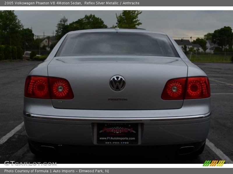 Reflex Silver Metallic / Anthracite 2005 Volkswagen Phaeton V8 4Motion Sedan