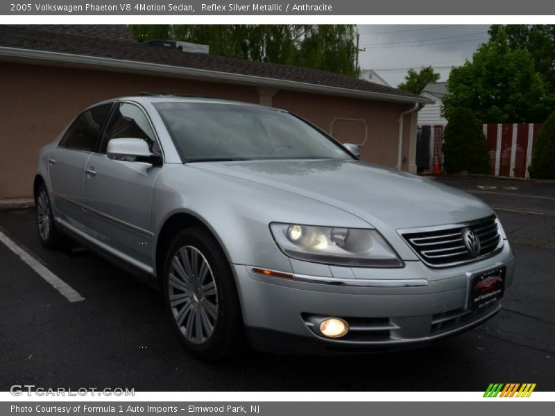Reflex Silver Metallic / Anthracite 2005 Volkswagen Phaeton V8 4Motion Sedan