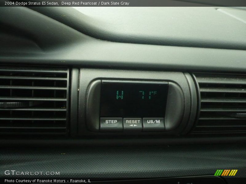 Deep Red Pearlcoat / Dark Slate Gray 2004 Dodge Stratus ES Sedan