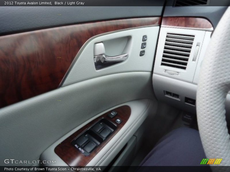 Black / Light Gray 2012 Toyota Avalon Limited