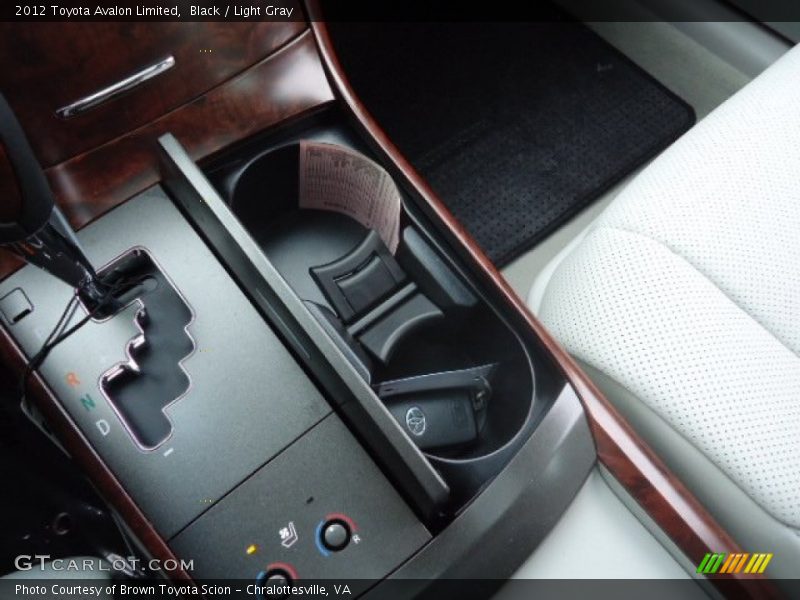 Black / Light Gray 2012 Toyota Avalon Limited