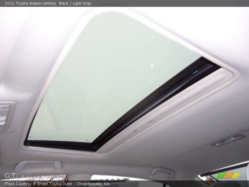 Black / Light Gray 2012 Toyota Avalon Limited