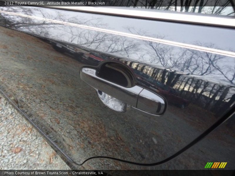 Attitude Black Metallic / Black/Ash 2012 Toyota Camry SE
