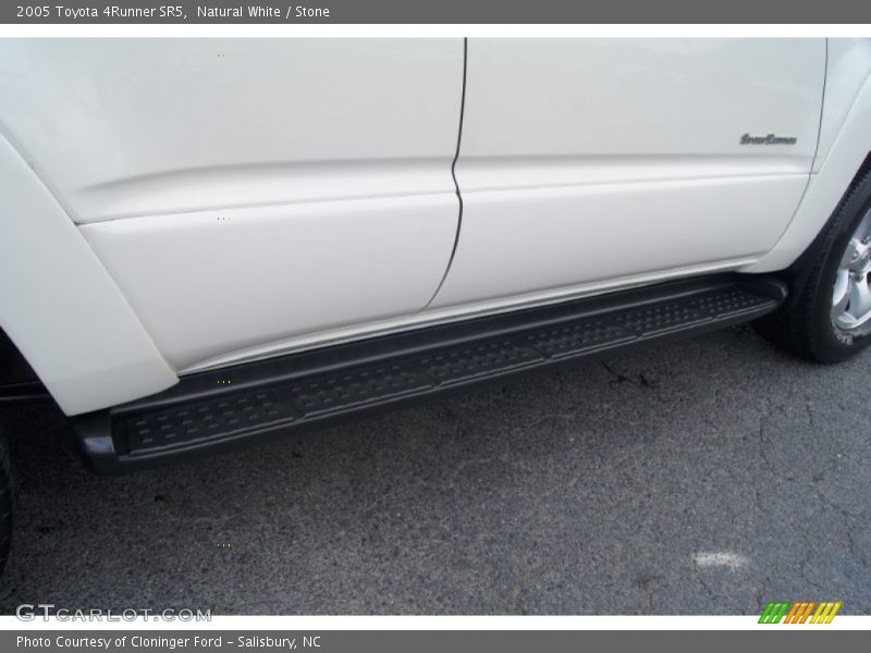 Natural White / Stone 2005 Toyota 4Runner SR5
