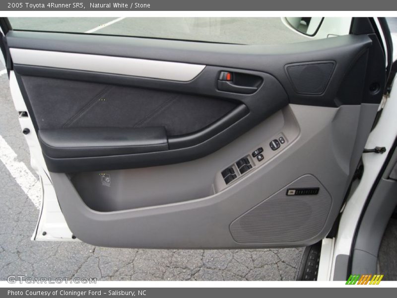 Natural White / Stone 2005 Toyota 4Runner SR5