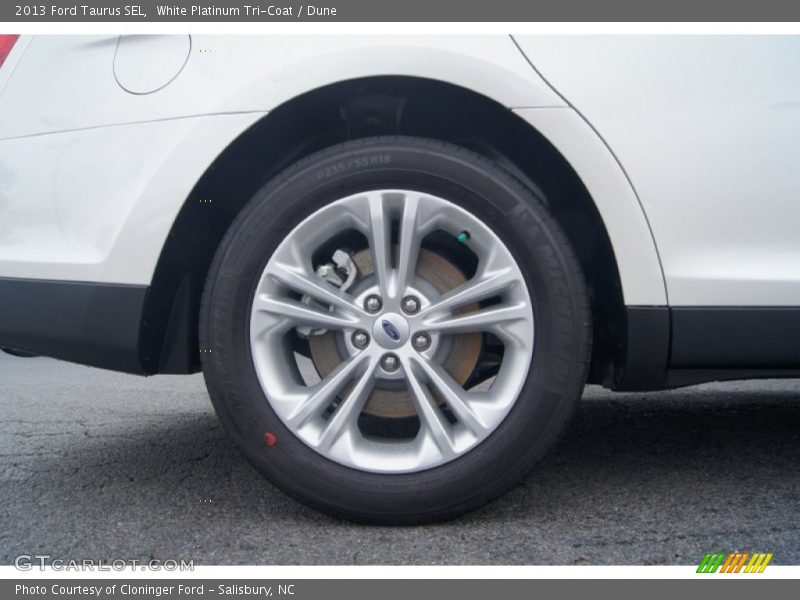 White Platinum Tri-Coat / Dune 2013 Ford Taurus SEL