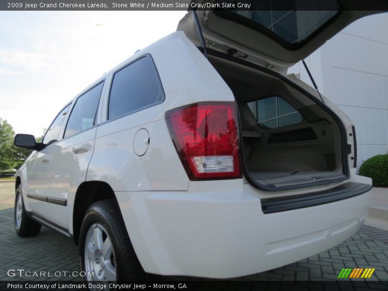 Stone White / Medium Slate Gray/Dark Slate Gray 2009 Jeep Grand Cherokee Laredo