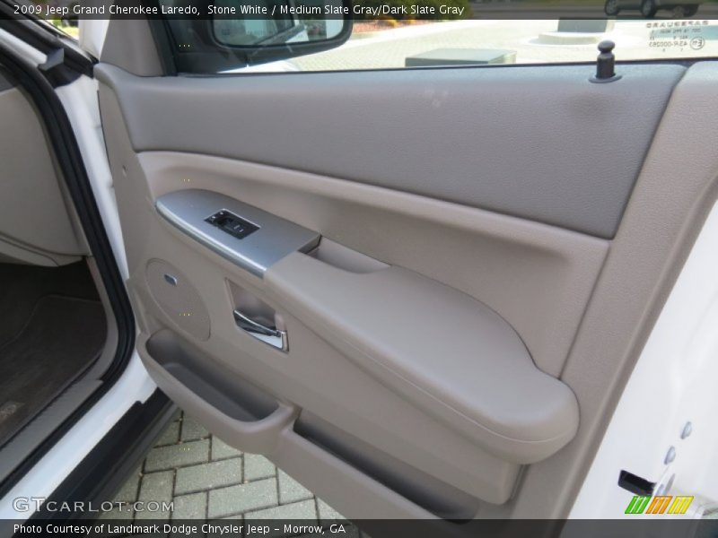Stone White / Medium Slate Gray/Dark Slate Gray 2009 Jeep Grand Cherokee Laredo