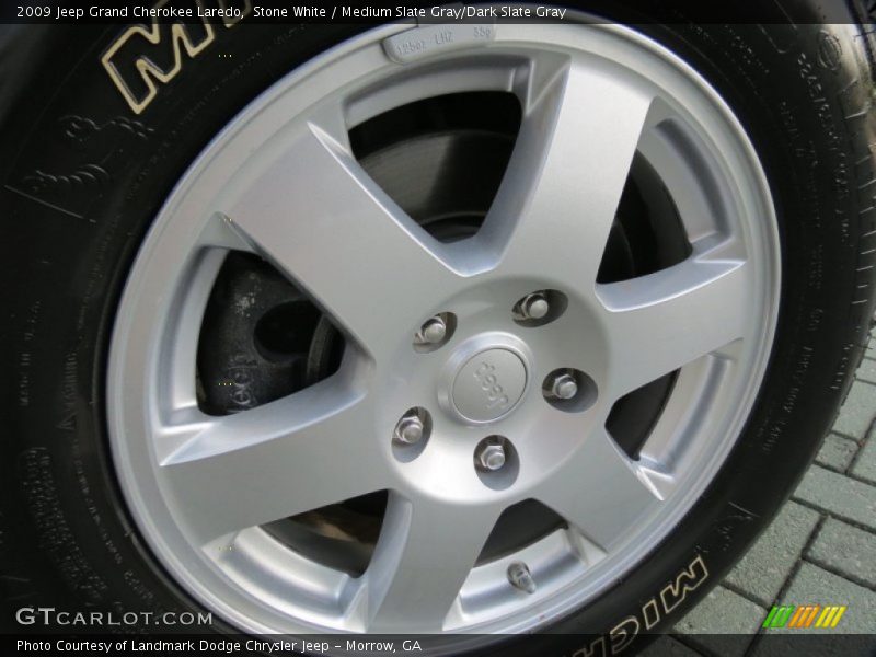 Stone White / Medium Slate Gray/Dark Slate Gray 2009 Jeep Grand Cherokee Laredo