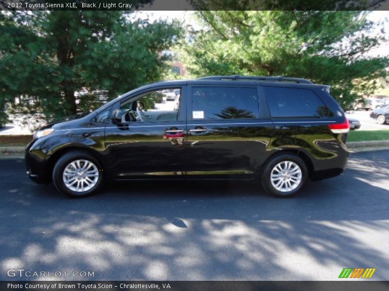Black / Light Gray 2012 Toyota Sienna XLE