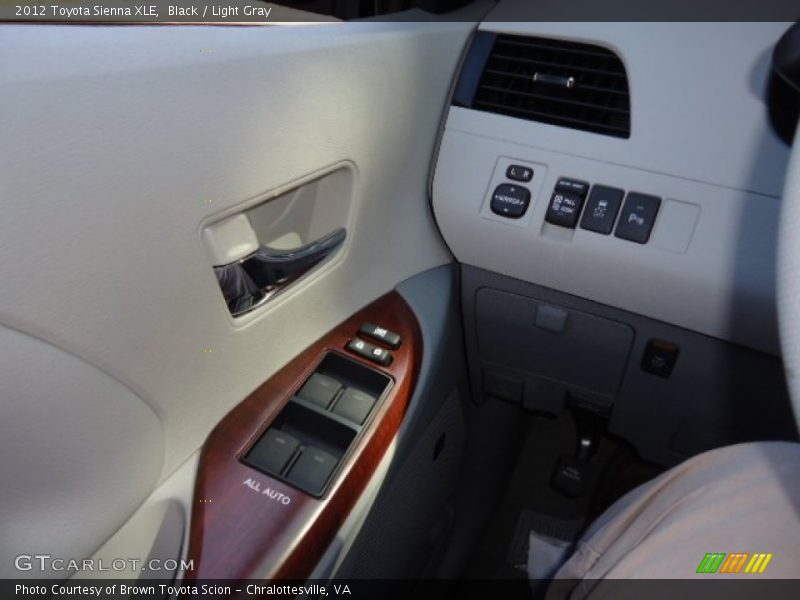 Black / Light Gray 2012 Toyota Sienna XLE