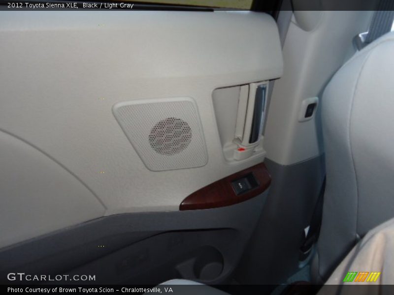 Black / Light Gray 2012 Toyota Sienna XLE