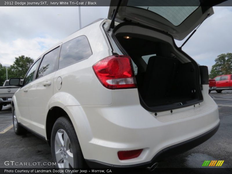 Ivory White Tri-Coat / Black 2012 Dodge Journey SXT