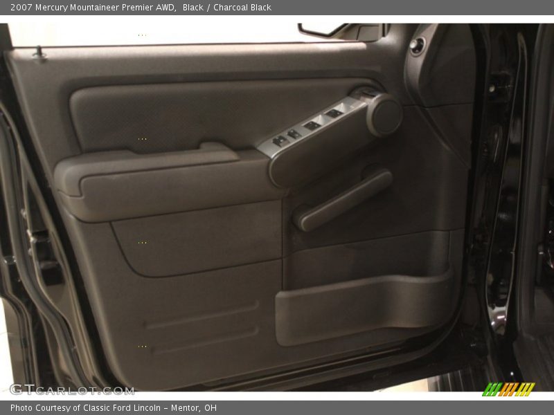 Black / Charcoal Black 2007 Mercury Mountaineer Premier AWD
