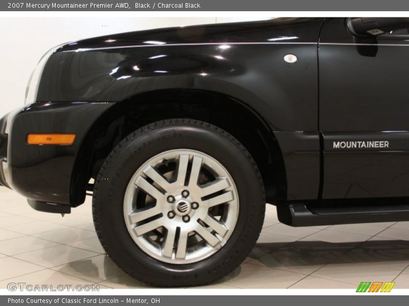 Black / Charcoal Black 2007 Mercury Mountaineer Premier AWD