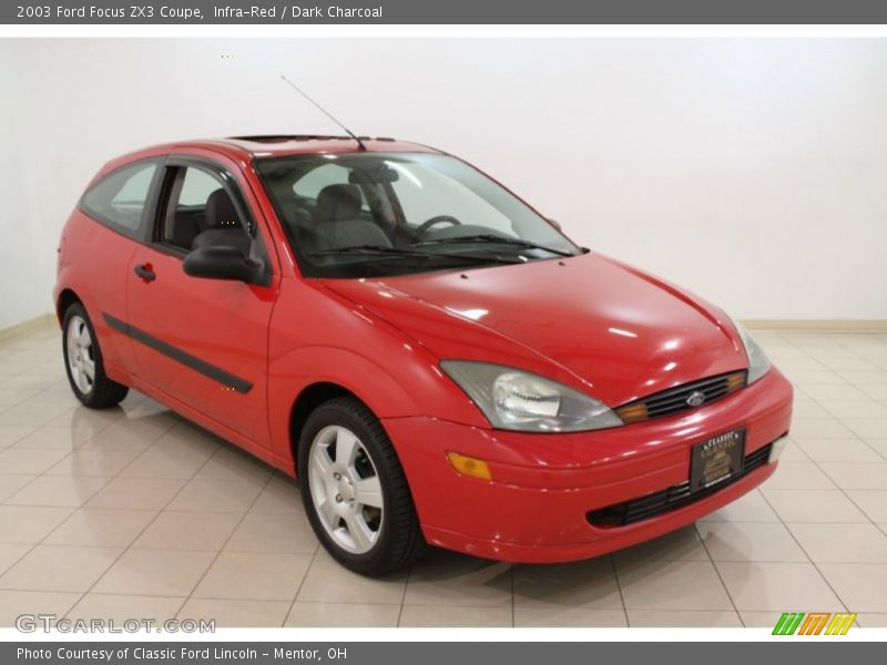 Infra-Red / Dark Charcoal 2003 Ford Focus ZX3 Coupe