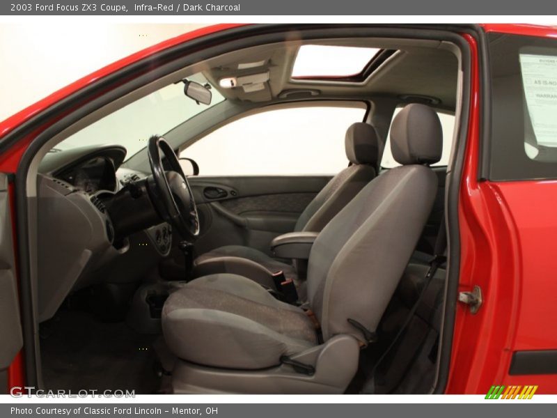 Infra-Red / Dark Charcoal 2003 Ford Focus ZX3 Coupe