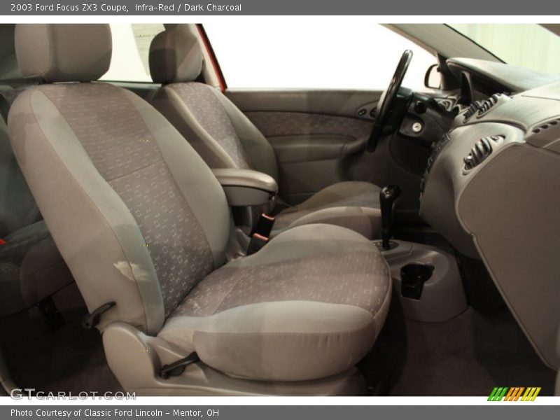 Infra-Red / Dark Charcoal 2003 Ford Focus ZX3 Coupe