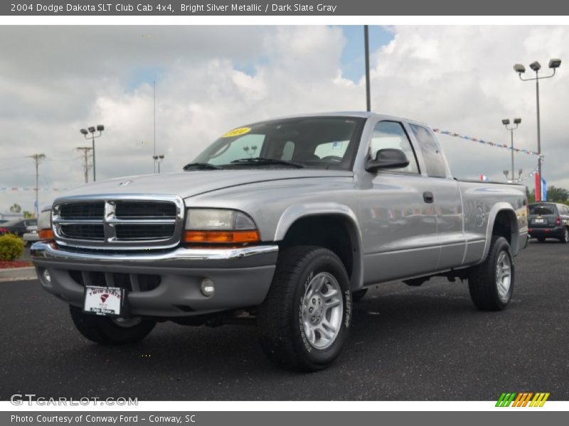 Bright Silver Metallic / Dark Slate Gray 2004 Dodge Dakota SLT Club Cab 4x4