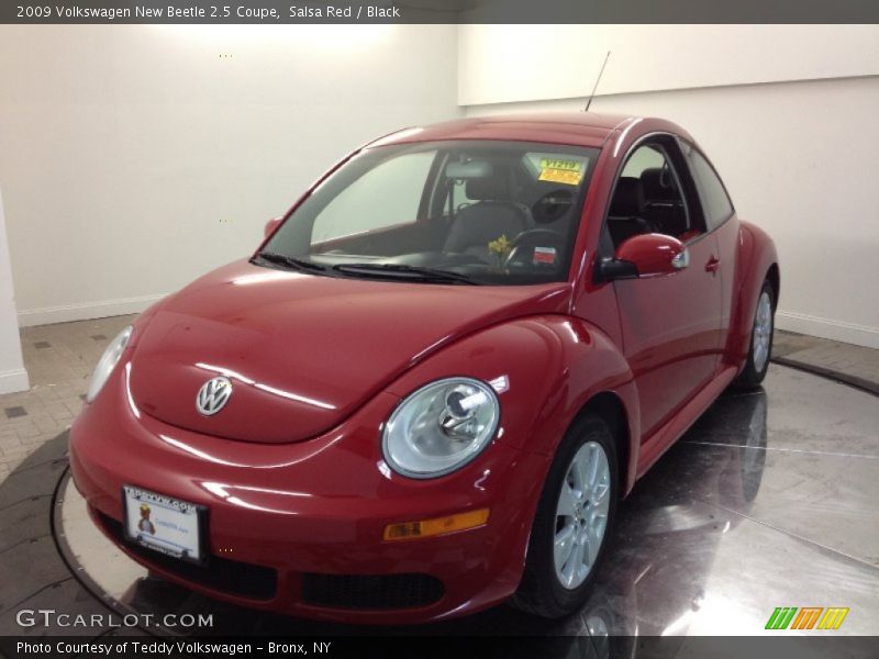 Salsa Red / Black 2009 Volkswagen New Beetle 2.5 Coupe