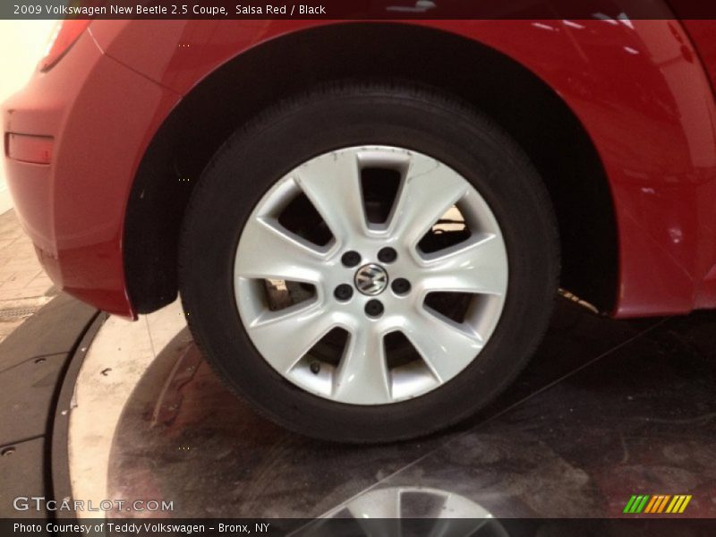 Salsa Red / Black 2009 Volkswagen New Beetle 2.5 Coupe