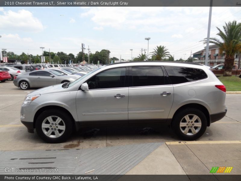 Silver Ice Metallic / Dark Gray/Light Gray 2010 Chevrolet Traverse LT