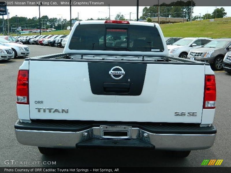 White / Graphite/Titanium 2005 Nissan Titan XE King Cab
