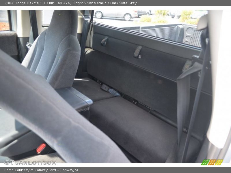 Bright Silver Metallic / Dark Slate Gray 2004 Dodge Dakota SLT Club Cab 4x4