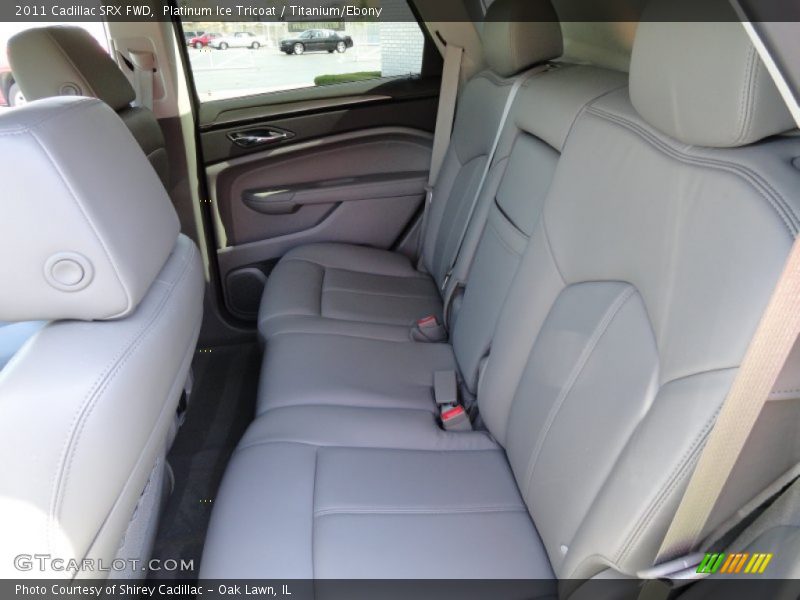 Platinum Ice Tricoat / Titanium/Ebony 2011 Cadillac SRX FWD