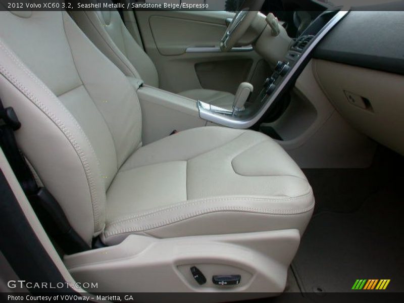 Seashell Metallic / Sandstone Beige/Espresso 2012 Volvo XC60 3.2