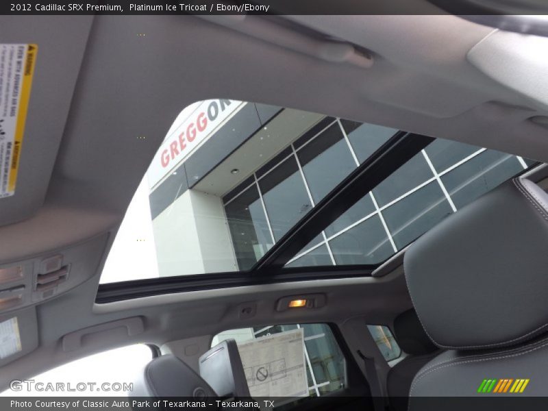 Platinum Ice Tricoat / Ebony/Ebony 2012 Cadillac SRX Premium