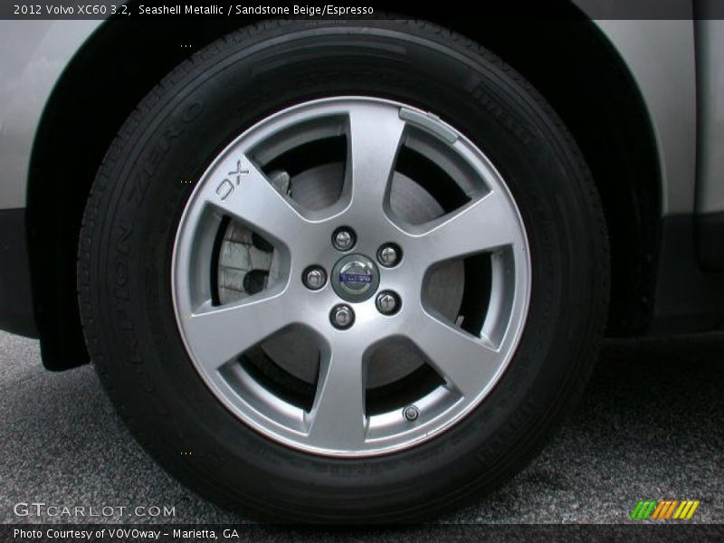 Seashell Metallic / Sandstone Beige/Espresso 2012 Volvo XC60 3.2