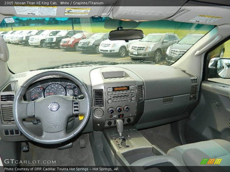 White / Graphite/Titanium 2005 Nissan Titan XE King Cab
