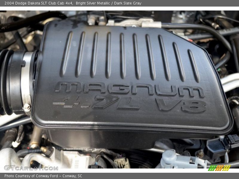 Bright Silver Metallic / Dark Slate Gray 2004 Dodge Dakota SLT Club Cab 4x4