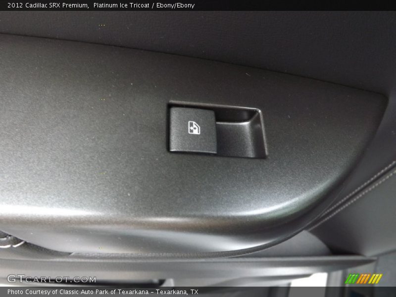Platinum Ice Tricoat / Ebony/Ebony 2012 Cadillac SRX Premium