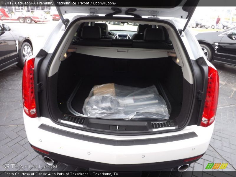 Platinum Ice Tricoat / Ebony/Ebony 2012 Cadillac SRX Premium