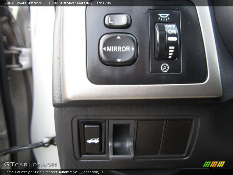 Lunar Mist Silver Metallic / Dark Gray 2004 Toyota Matrix XRS