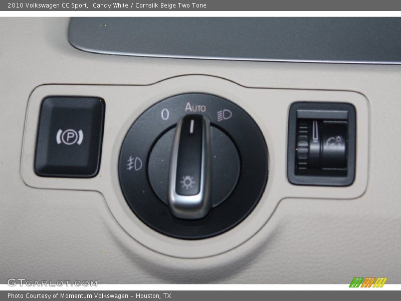 Candy White / Cornsilk Beige Two Tone 2010 Volkswagen CC Sport