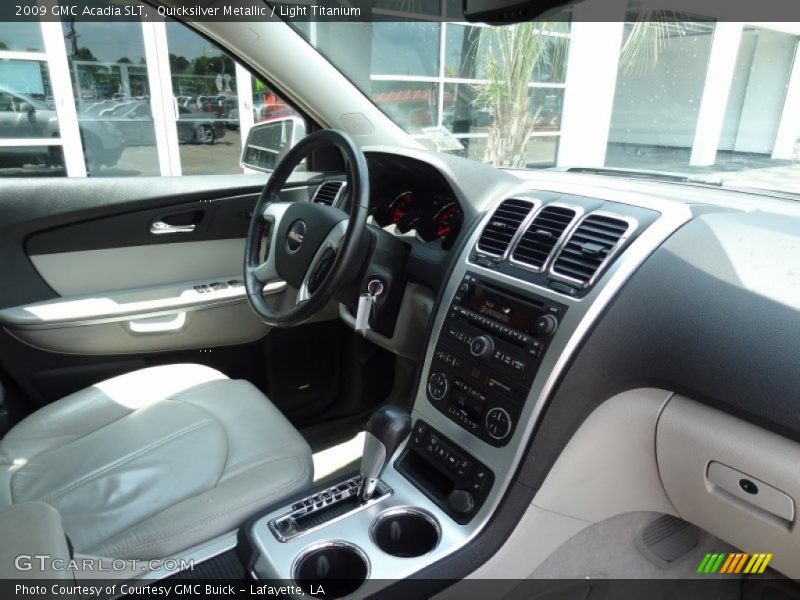 Quicksilver Metallic / Light Titanium 2009 GMC Acadia SLT