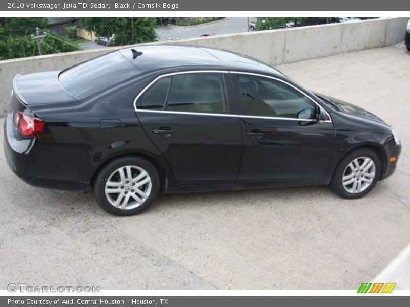 Black / Cornsilk Beige 2010 Volkswagen Jetta TDI Sedan