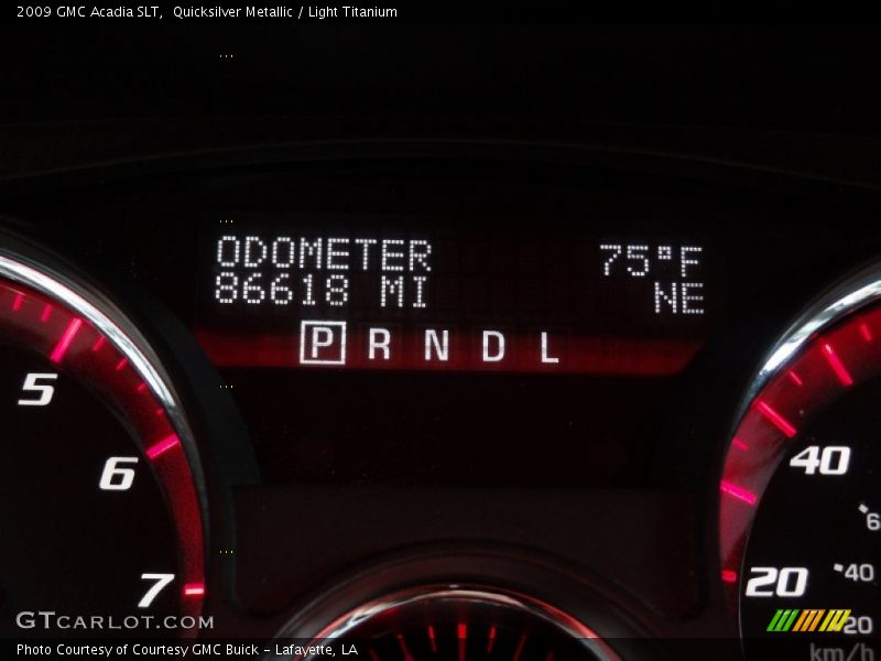 Quicksilver Metallic / Light Titanium 2009 GMC Acadia SLT