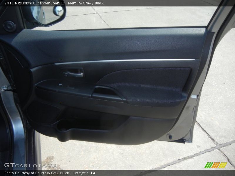 Mercury Gray / Black 2011 Mitsubishi Outlander Sport ES