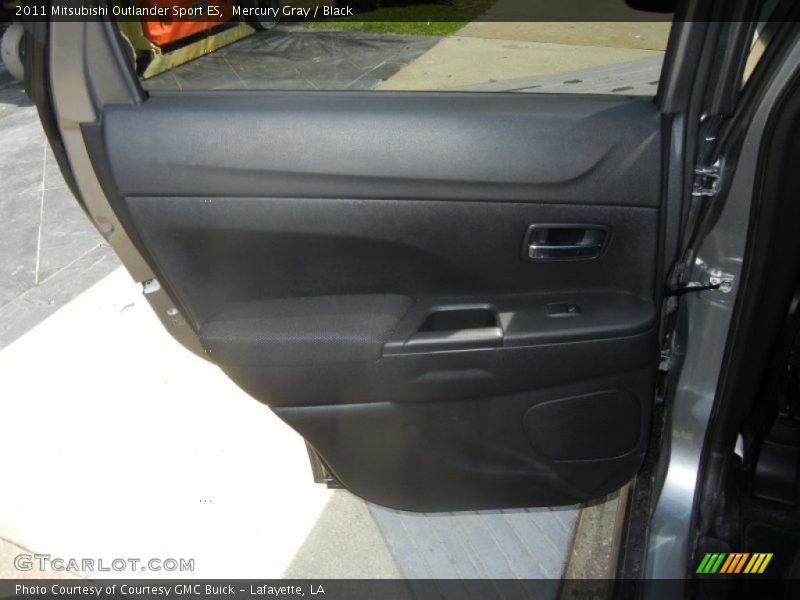 Mercury Gray / Black 2011 Mitsubishi Outlander Sport ES