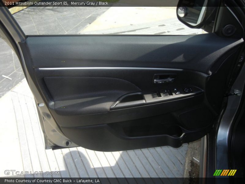 Mercury Gray / Black 2011 Mitsubishi Outlander Sport ES
