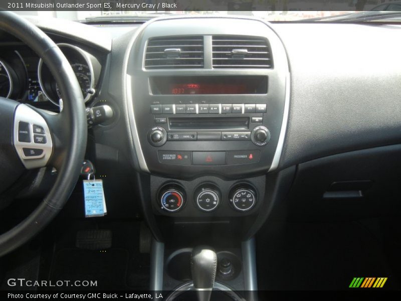 Mercury Gray / Black 2011 Mitsubishi Outlander Sport ES