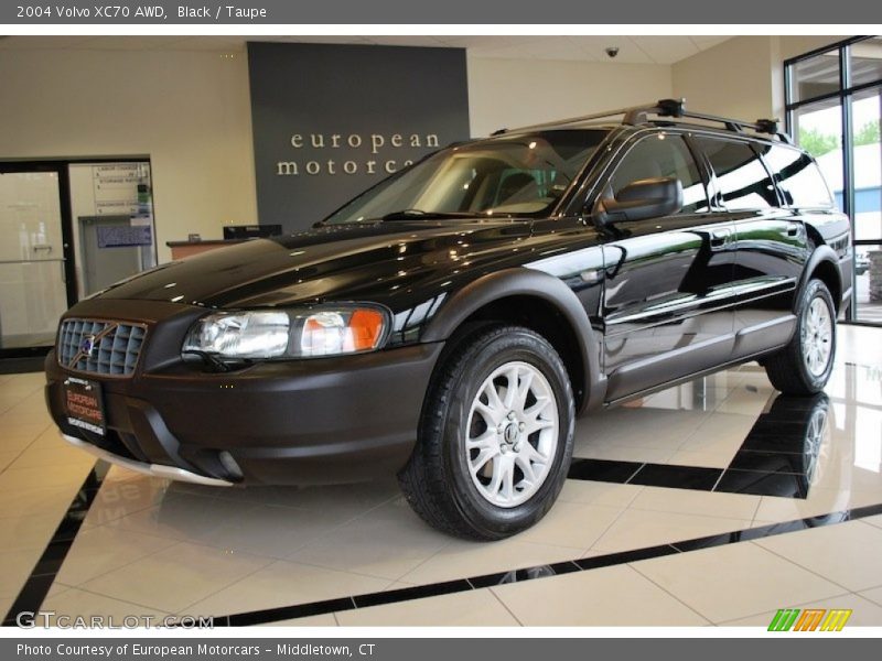 Black / Taupe 2004 Volvo XC70 AWD